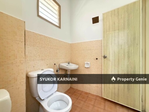 Double Storey Superlink Lorong Az Zaharah, Puncak Alam