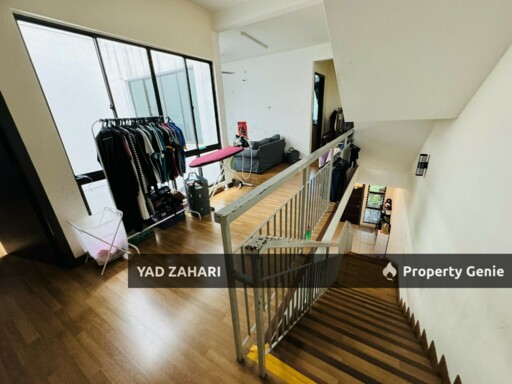 Aster Grove, Shah Alam | 3-Storey Superlink 5 Bedrooms | RM1.1M - Freehold, Below MV & Spacious Parking
