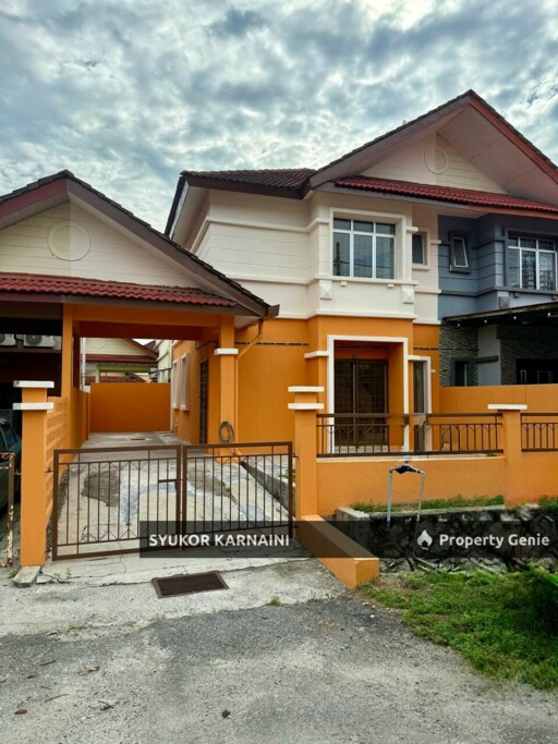 2 Storey Semi-D Cluster, Lorong Az Zaharah, Puncak Alam