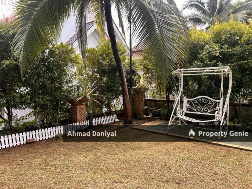 3 1/4 Storey Bungalow @ Batu Ferringhi Penang For Sale