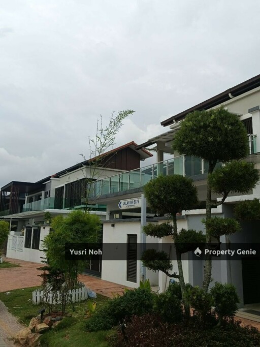 SEMI-D  GATED GUARDED @ QASEH 1, BK 8, BANDAR KINRARA