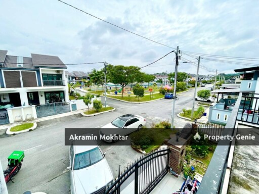 END LOT🔥🔥Double Storey Taman Semarang Indah @ Dengkil