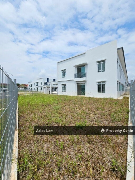 Corner Lot @ Bandar Dato Onn Double Storey Terrace House