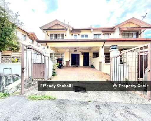 BANDAR PUTRA PERMAI SEMI D SERI KEMBANGAN