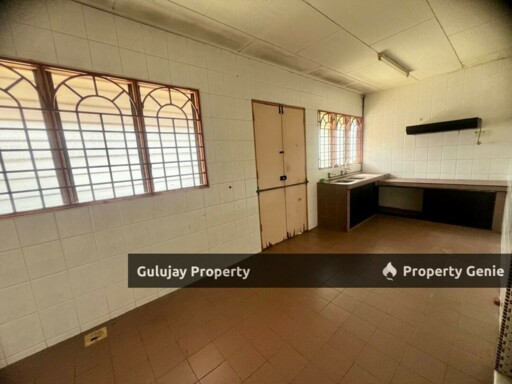 1 Storey Terrace Freehold House At Lorong Pandan For Sales