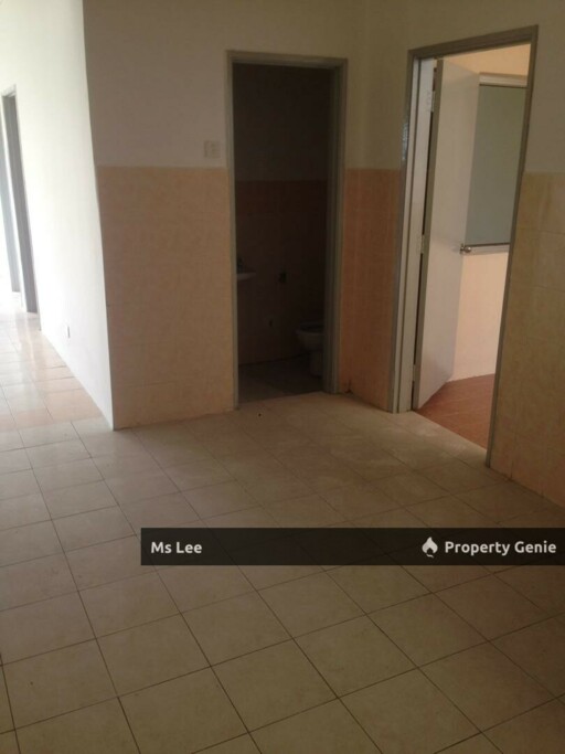 Bayu Villa Apartment @ Taman Bayu Perdana, Klang - Blok B Level 7 - Ready Now
