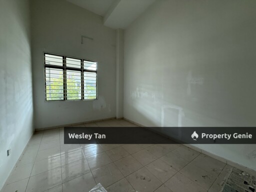 Taman Tanjung Minyak Perdana , Melaka - 1 Storey Terrace House | Bare Unit | 24 x 80 | Serious Owner , View To Offer