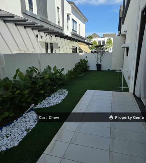 Jovita @ Garmuda Gardens