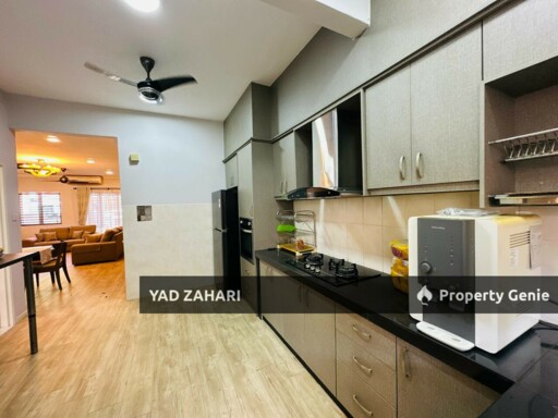 Sunway Kayangan, Shah Alam | 2-Storey Terrace 4 Bedrooms | RM730K - Extended Kitchen, Gated Guarded and Move In Condition