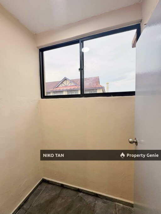 Flat Nibong 28 With Fully Renovated Taman Daya