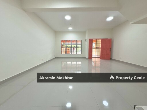 FREEHOLD, FACING PLAYGROUND & FULLY REFURBISHED | 2-STOREY TERRACE  TAMAN PELANGI SEMENYIH, SEMENYIH