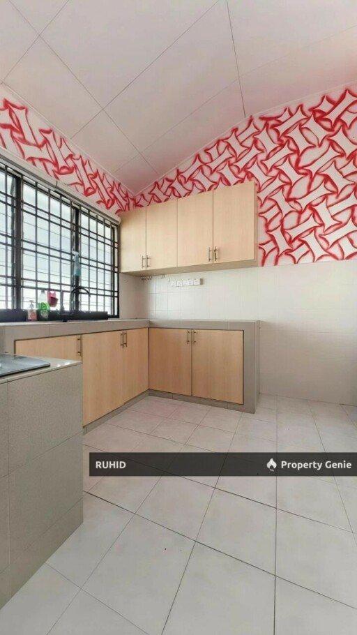 Freehold Seri Austin Single Storey Terrace House 3R2B