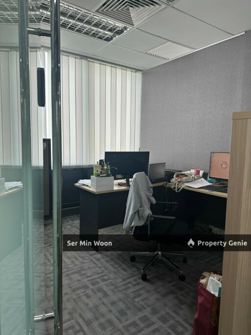 Menara Suezcap Office Space for Rent Nearby LRT KL Gateway - Universiti