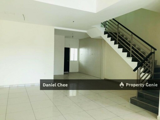 Lapangan Hartamas Double Storey Terrance House For Rent