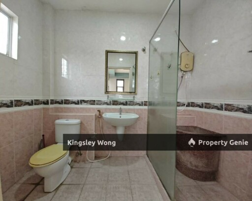 Taman Kledang Permai Menglembu Near Silibin First Garden Double Storey Corner House Move in Condition