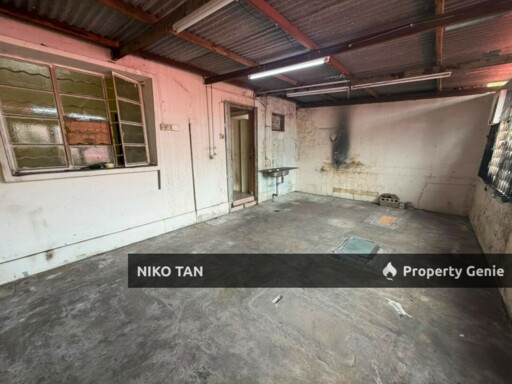 Jalan Usaha 1Sty Original Unit Taman Abad For Sale