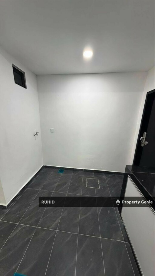 Renovated Single Storey Terrace, Taman Universiti Skudai – Freehold, 3 Bedrooms