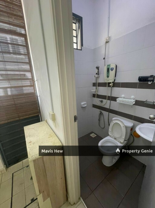 For Rent @Bukit Indah 7,  2-Storey Terrace, Guard & Guard