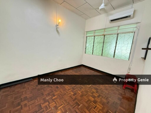 5 ROOM Double Storey Terrace Taman Bukit Sebukor Bukit Baru near Ayer Keroh Manipal GH Infineon Texas