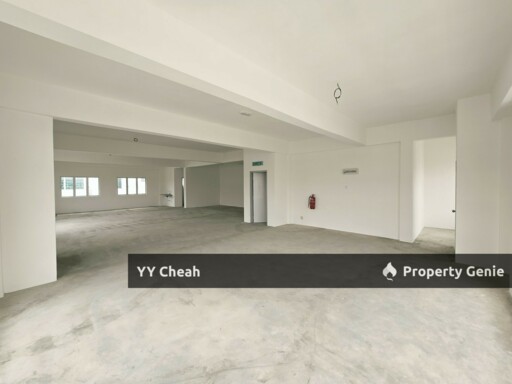 Three Storey New Semi-D Shop For Rent New Unit Great Location