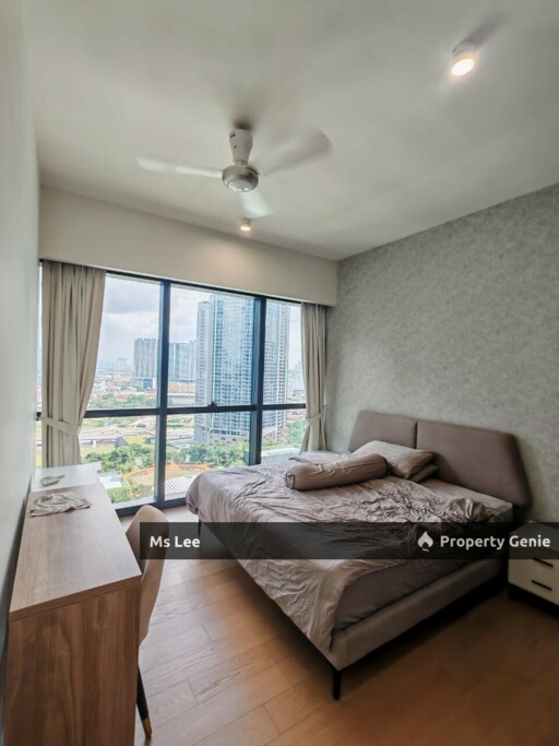 TRX Residences @ TRX, Tun Razak Exchange, KL-Block B level 25 TRX & 118 view, Ready Now