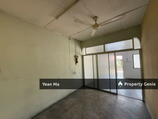 For Sale🔥Renovated Unit Rumah PKNS Batu 16 Rawang Low Cost Single Storey House