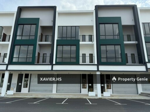 Austin Crest 3 Storey Shoplot