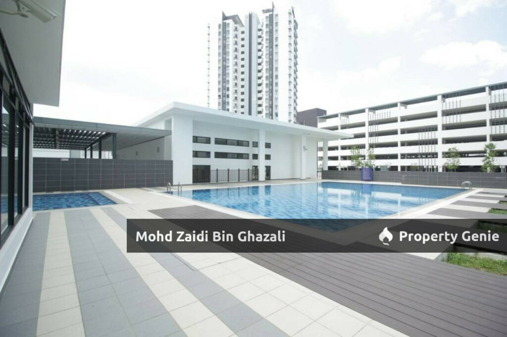 Below market price Tamara condo lake view