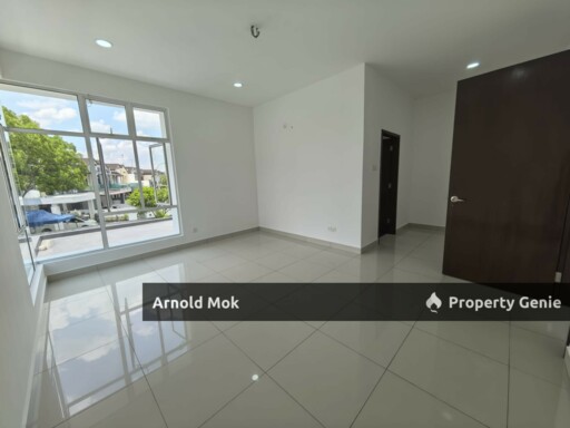 2 Storey Semi D House at Taman Ponderosa for Sale