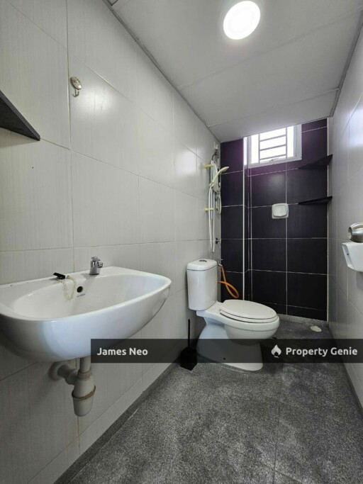 The Pines Residence Service Residence Partial Furnished Leasehold For Sales