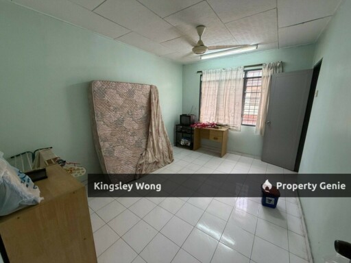 Taman Pinji Mewah Double Storey Terrace House Well Maintain Condition Fully Loan Available Near Aeon Mall Pengkalan Botani