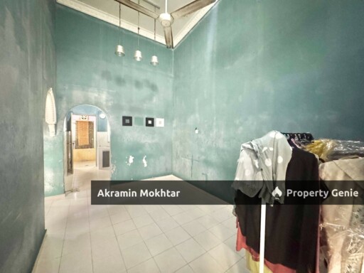 Freehold & Renovated | Single Storey Terrace Taman Sri Orked, Seksyen 30 Shah Alam