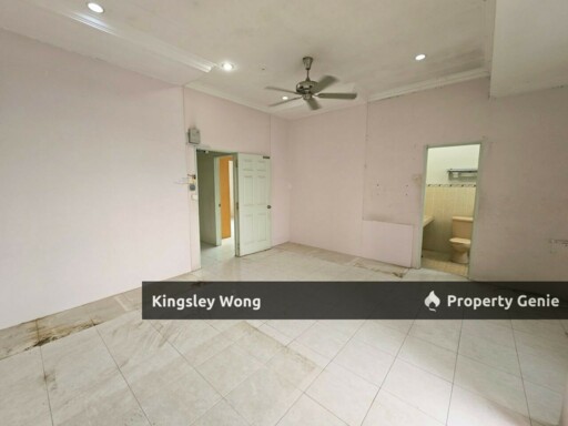First Garden Menglembu Silibin Double Storey Terrace Corner House Near Shoplot Food Court Facing South