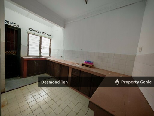 Taman Megah,Oakland,Seremban (Facing No House)