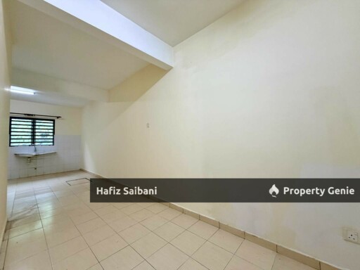Double Storey Terrace Taman. Salak Baiduri Sepang