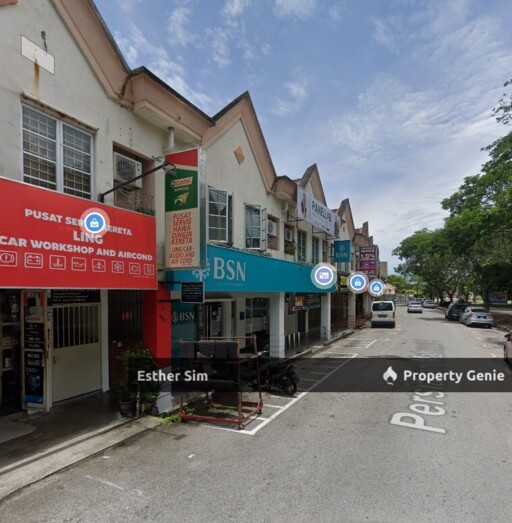 Hot Location-Ground Floor Shop @ Bayan Baru,Prime Frontaga Of Road.