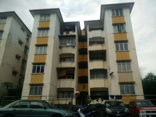 Hijau Apartment (Ukay Heights)