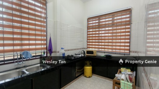 Taman Seri Paya Rumput Corner Bungalow For Rent 6 Bed 3 Bath