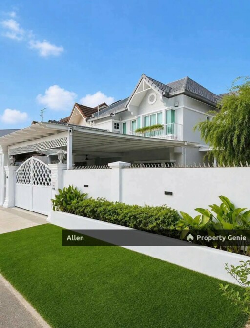 Rare Corner Lot Double-Storey Terrace House @ Mutiara Rini Mutiara Rini 双层排楼稀有角头间