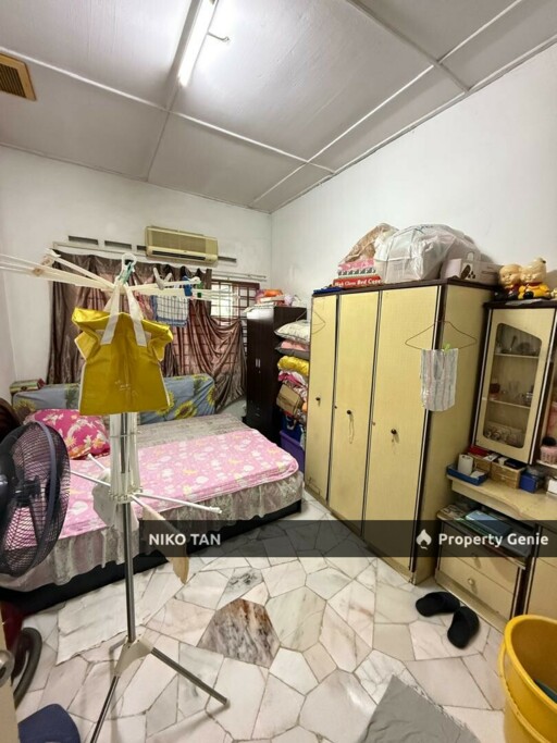 Jalan Silat Cekak 1-Storey Renovated Taman Selesa Jaya