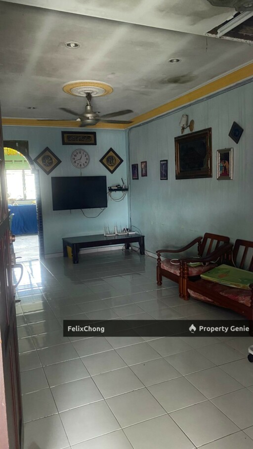 Taman Universiti 1 Sty Low Cost,Jalan Kejayaan,Skudai,Renovated