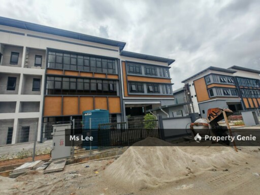 Intermediate Semi-D Factory with Office-Jenjarom Industrial Park