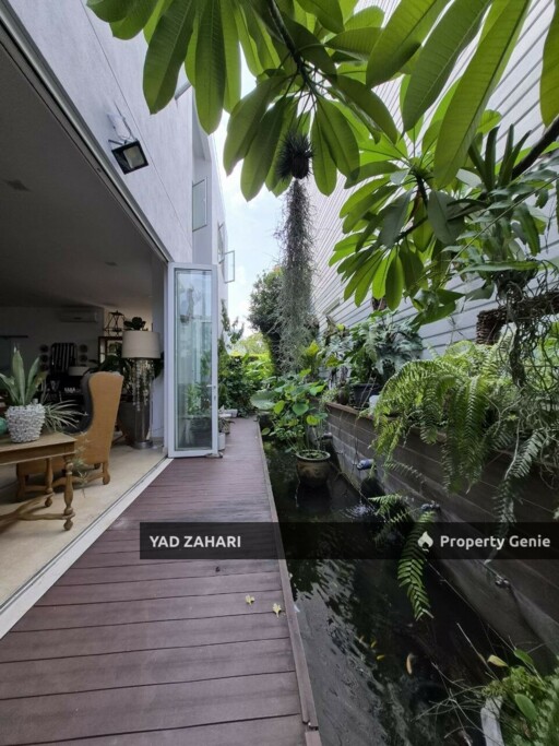 Lakefront Villa, Cyberjaya | 3-Storey Bungalow 3+1 Bedrooms | RM1.8M - Well Maintained, Bright and Airy Unit