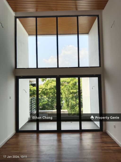 Partially Furnished 3 Storey Terrace House for Sale at Villa Senja, Rawang