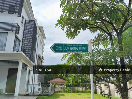 3 Storey Detached House @ Residence 33 {Save RM 849,000}