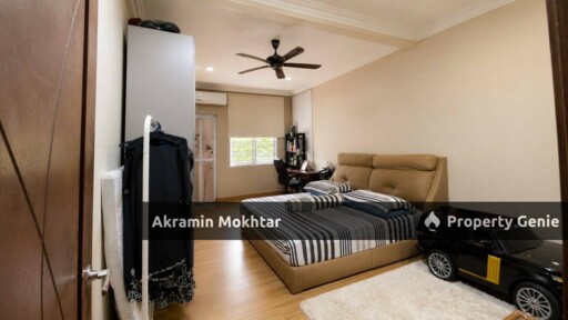 Corner Lot, Fully Renovated & Partially Furnished | Double Storey Bungalow House Perdana Heights U10, Shah Alam