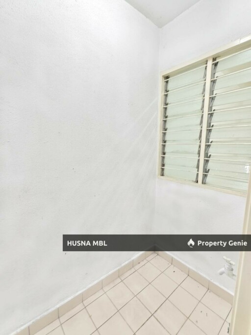 Apartment Freehold 3 Bilik Low Level Pangsapuri Seroja Setia Alam Shah Alam Dekat Setia City Mall & NKVE