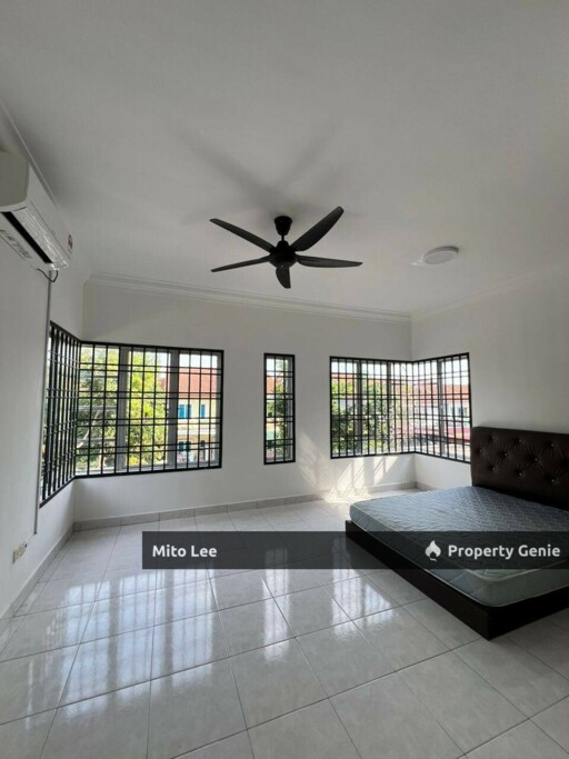 2-Storey Corner Lot @ Seri Alam for Rent!!