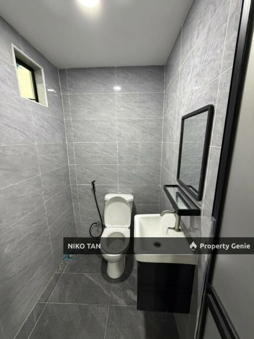 Jalan Merah 1Stry Fully Renovated Taman Pelangi