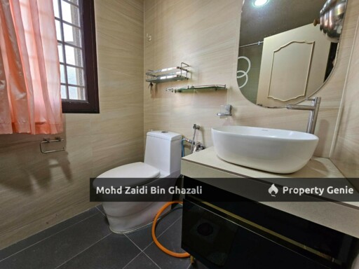 Below Market Renovated  2.5 Storey Terrace Presint 8